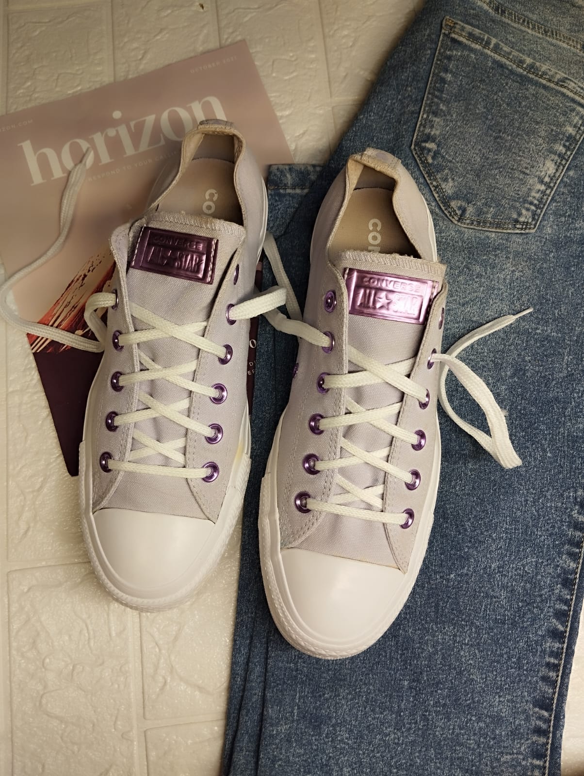 Lilac low rise converse